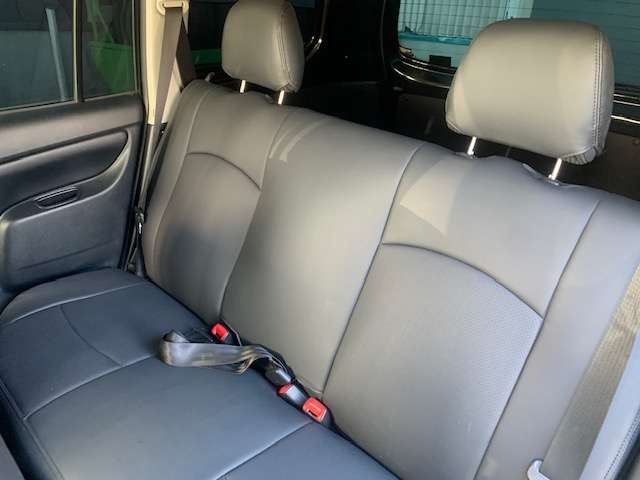 Toyota Succeed Van 10
