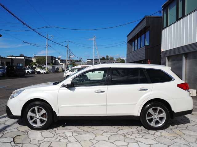 Subaru Legacy Outback 12
