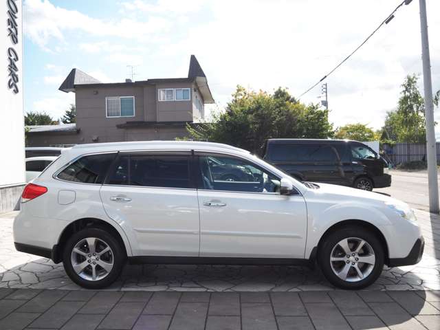 Subaru Legacy Outback 6