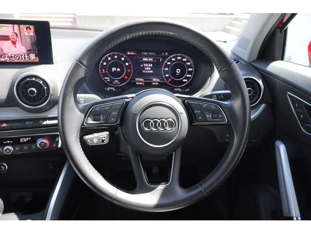 Audi Q2 5