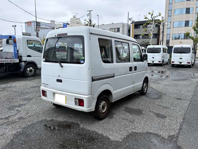 Mitsubishi Minicab Van 5