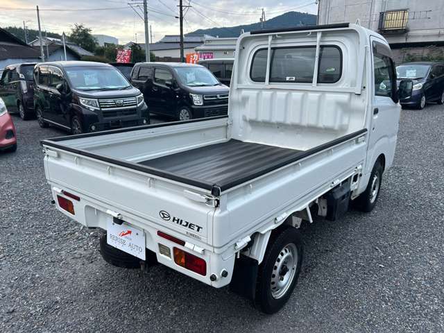 Daihatsu Hijet Truck 9