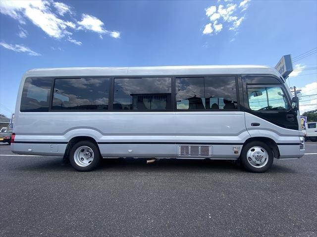 Toyota Coaster 10