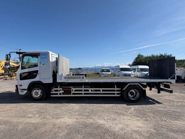 UD Trucks Condor 8