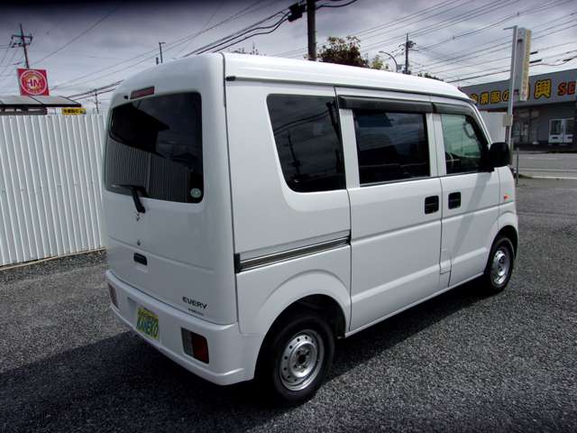 Suzuki Every 8