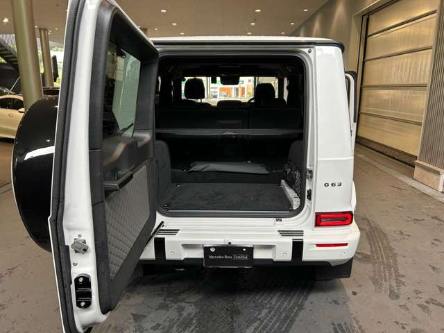 Mercedes-Benz G-Class 8