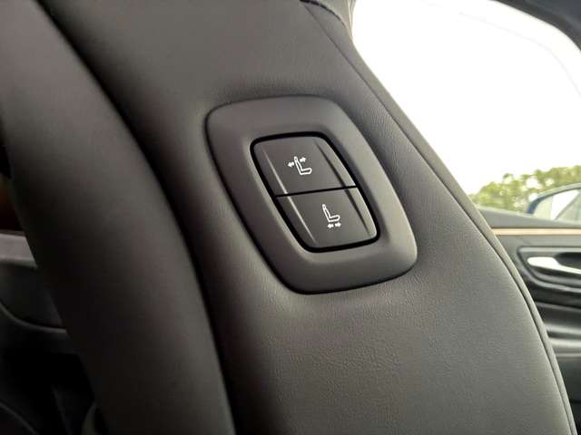Toyota Alphard 12