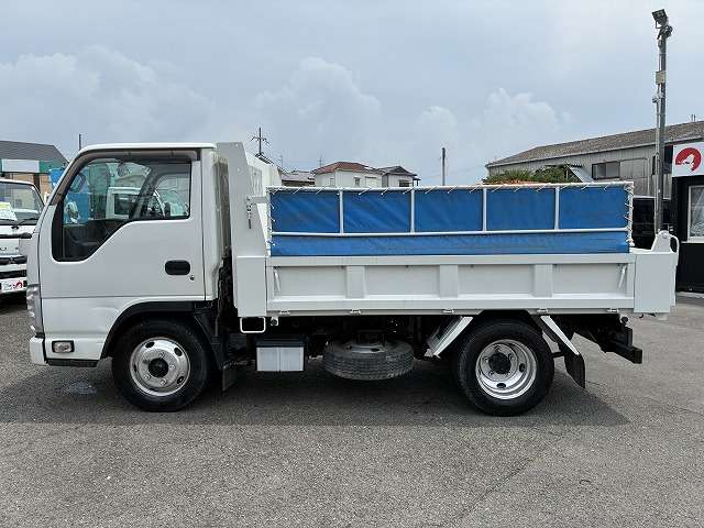 Isuzu Elf 11