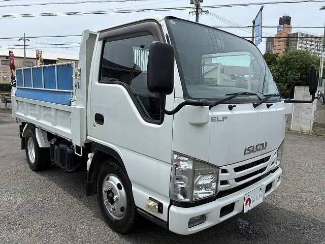 Isuzu Elf 10