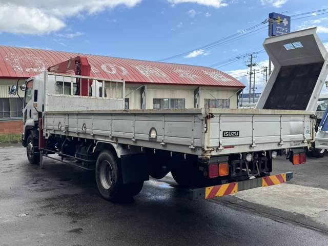 Isuzu Forward 4