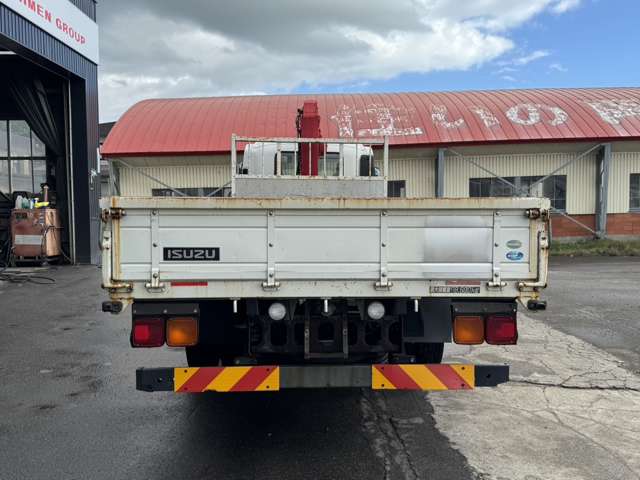 Isuzu Forward 5