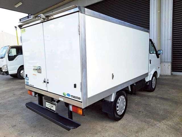 Mazda Bongo Truck 6