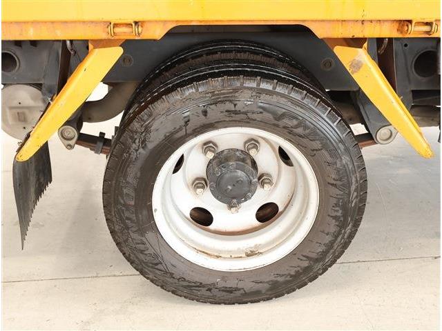 Mitsubishi Fuso Canter 12