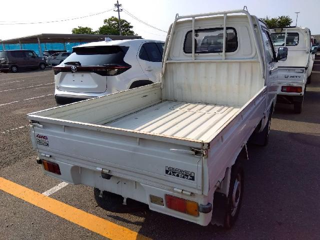 Daihatsu Hijet Pickup 5
