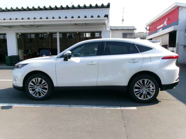 Toyota Harrier 8