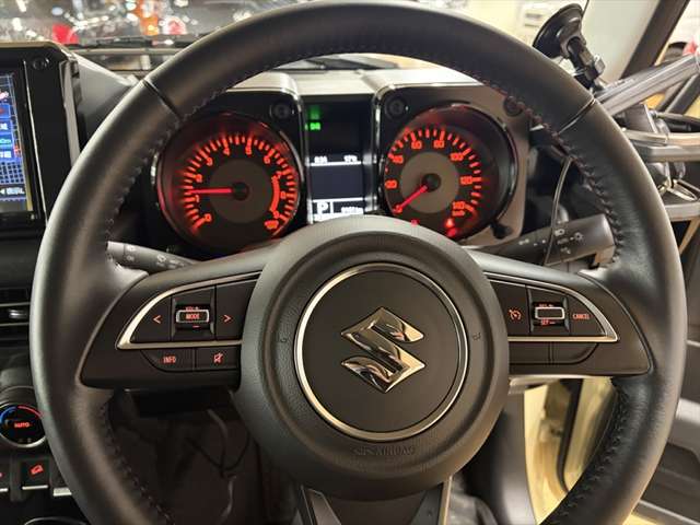 Suzuki Jimny 12