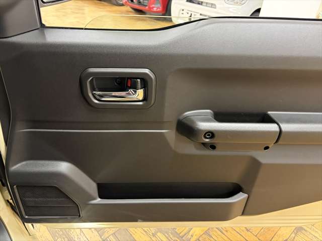 Suzuki Jimny 3