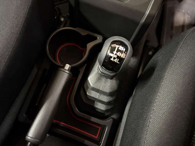 Suzuki Jimny 8