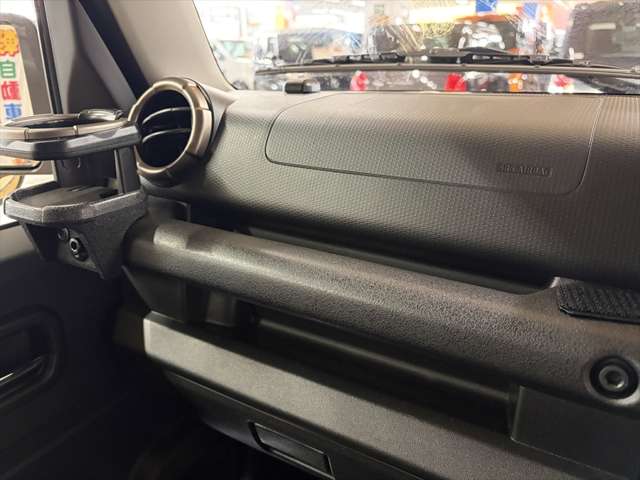 Suzuki Jimny 10