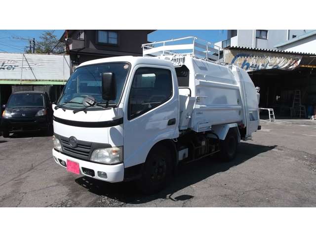 Hino Dutro 2