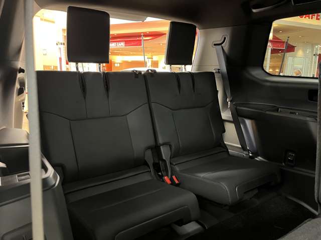 Lexus GX 11