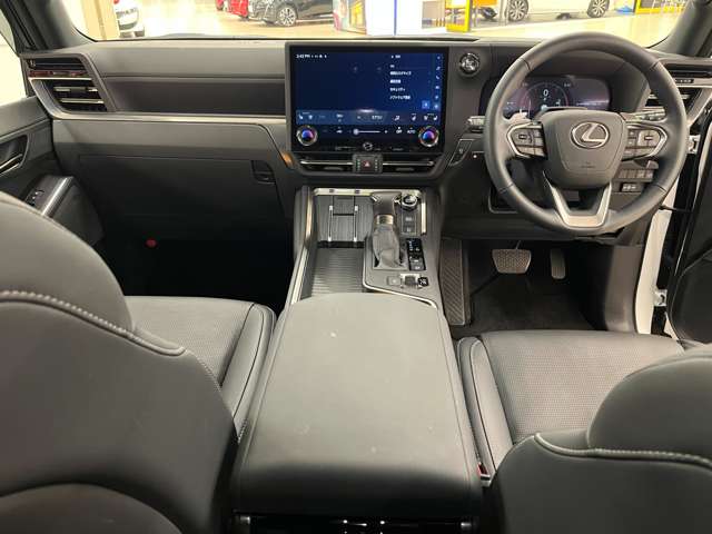 Lexus GX 3