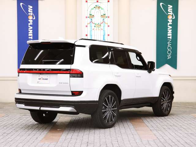 Lexus GX 4