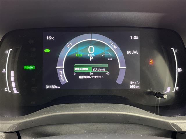 Toyota Sienta 6
