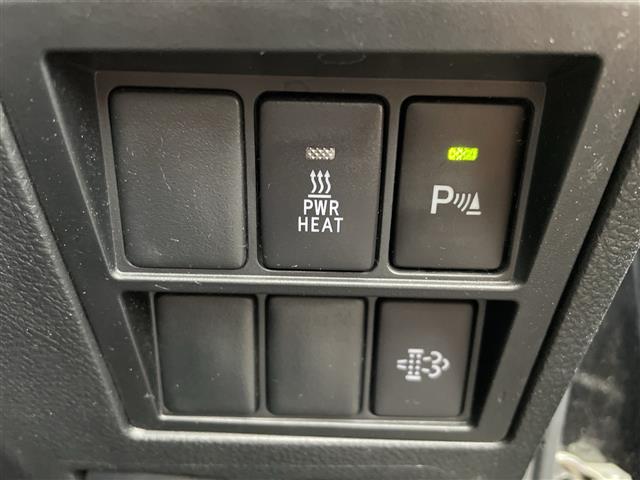 Toyota Hilux 8