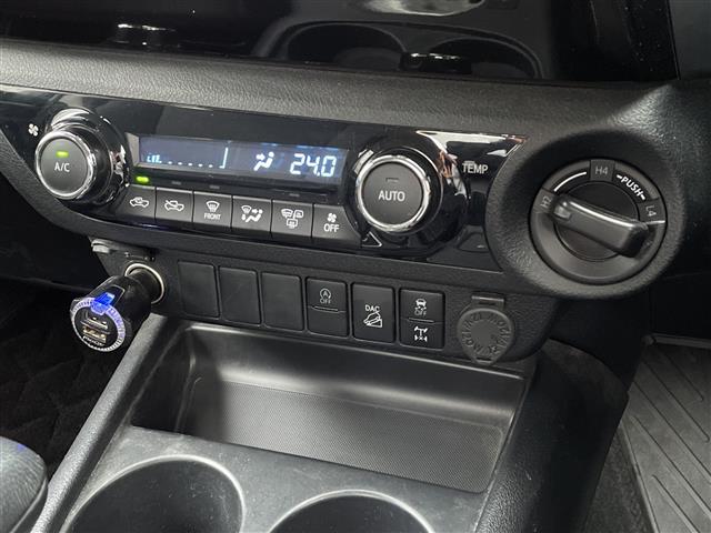 Toyota Hilux 10