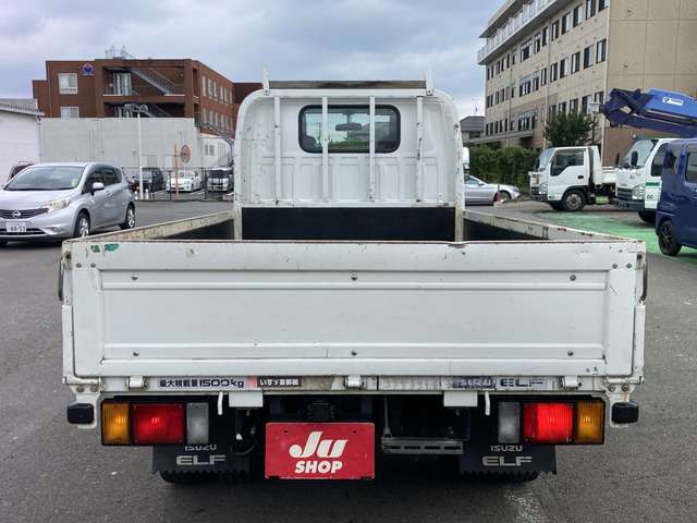 Isuzu Elf 12