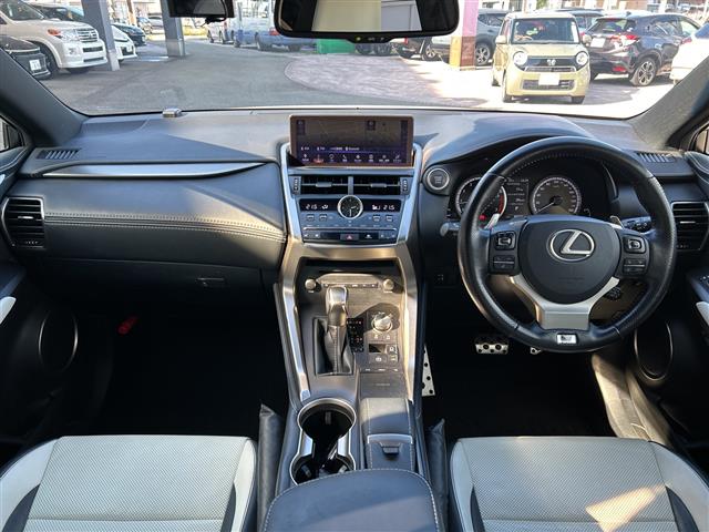 Lexus NX 2