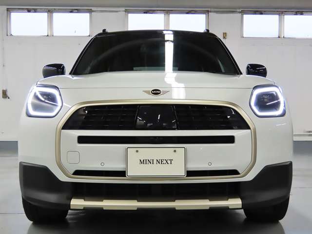 MINI Countryman 8