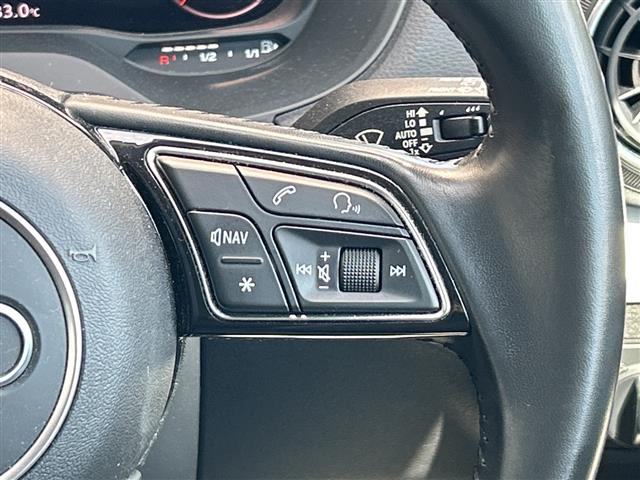 Audi Q2 10