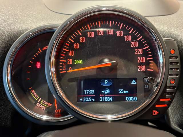 MINI Crossover 13