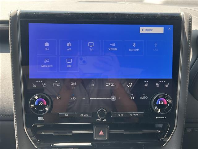Toyota Alphard 3