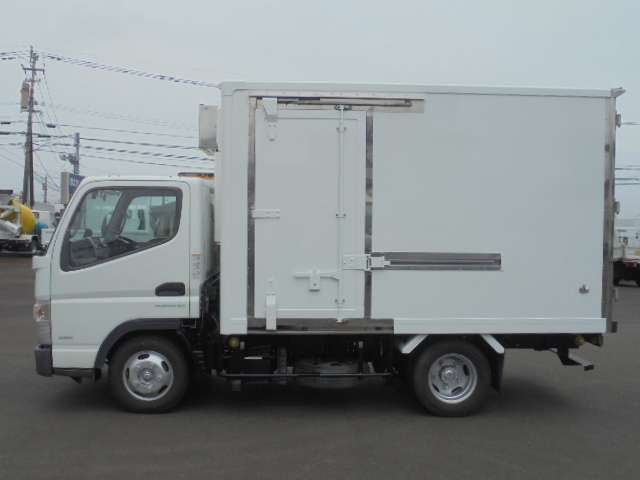 Mitsubishi Fuso Canter 2