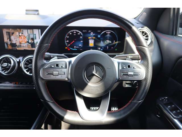 Mercedes-Benz GLA-Class 5