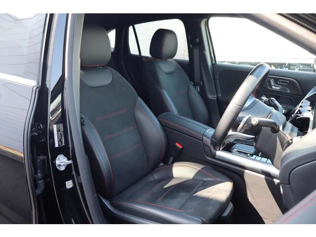 Mercedes-Benz GLA-Class 6