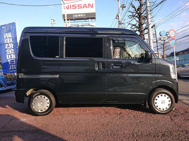 Nissan NV100 Clipper 11