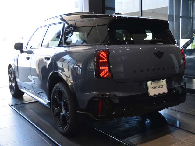 MINI Countryman 4