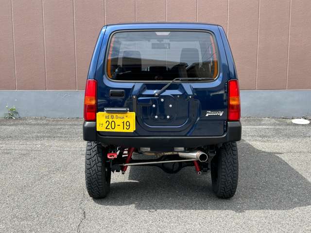 Suzuki Jimny 8