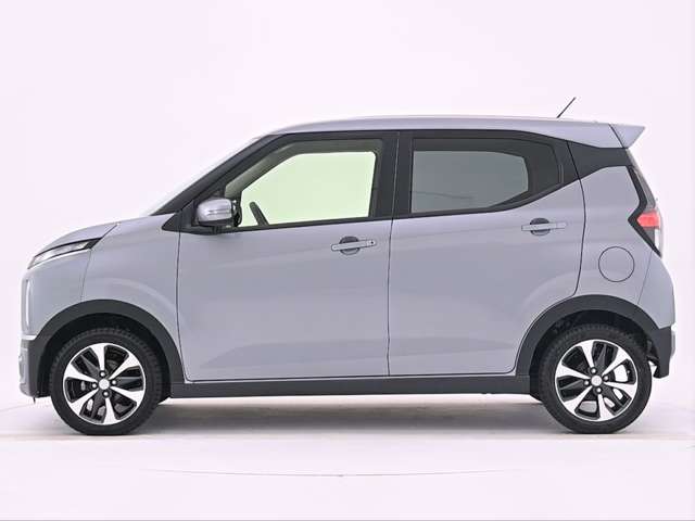 Mitsubishi eK X 3