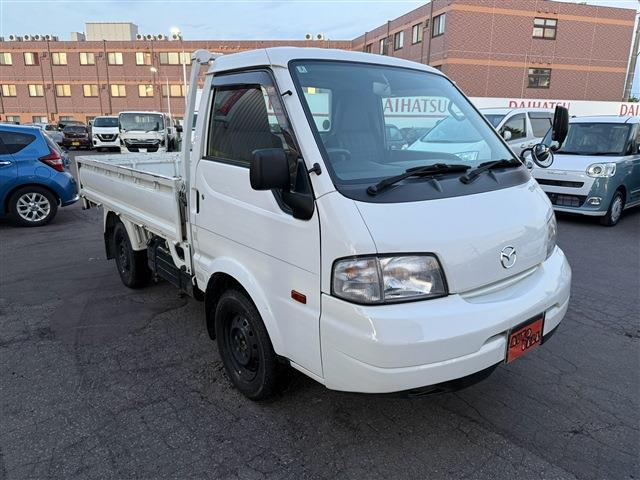 Mazda Bongo Truck 4