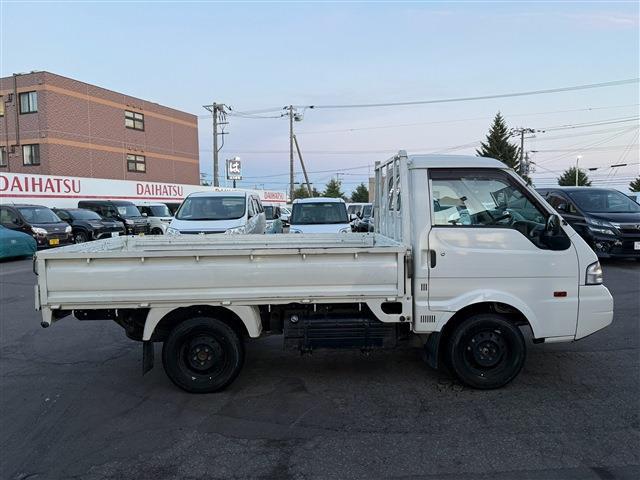 Mazda Bongo Truck 5