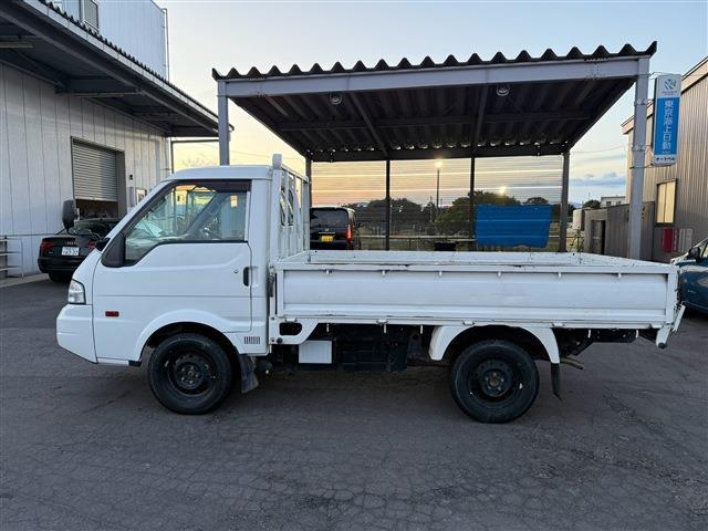 Mazda Bongo Truck 9