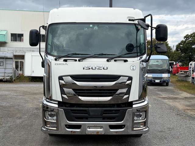 Isuzu Giga 2