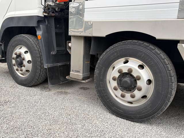 Isuzu Giga 10