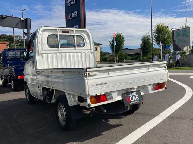 Mitsubishi Minicab Truck 11