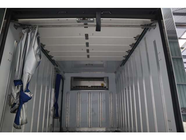 Mitsubishi Fuso Canter 12